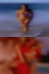 4ft naked ads girls.