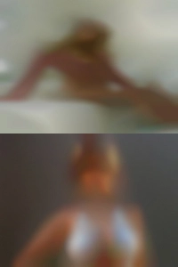 Peaking sex at nude girls.